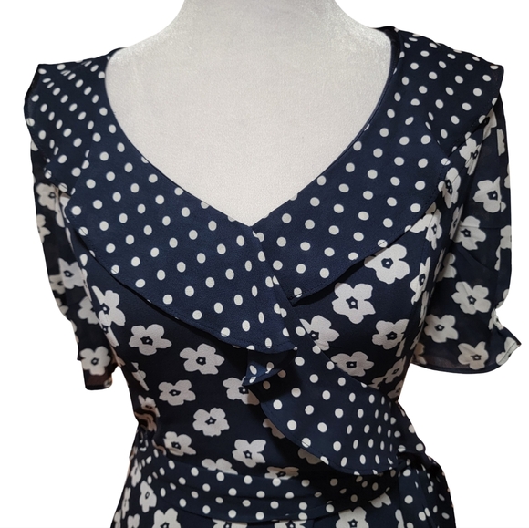Review Womens Size 8 Navy Blue & White Floral & Polka Dot Ruffled Midi Dress - Picture 4 of 8
